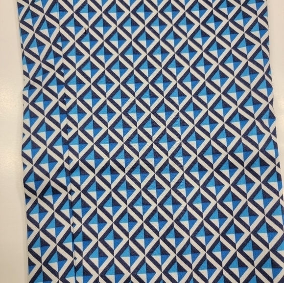 NEW NYDJ Not Your Daughters Jeans 2P Blue Apex Tiles Stretch Crop Pant Women NWT - Picture 2 of 12